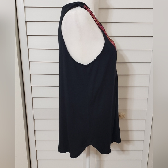 Ella Moss Women’s Black and Colorful Embroidered Sleeveless Top V Neck Size M - Picture 6 of 13